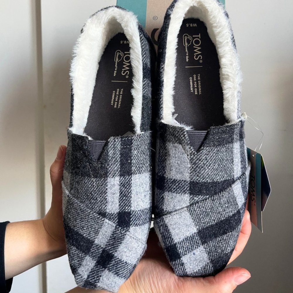 TOMS Faux Fur Lined Slip-On